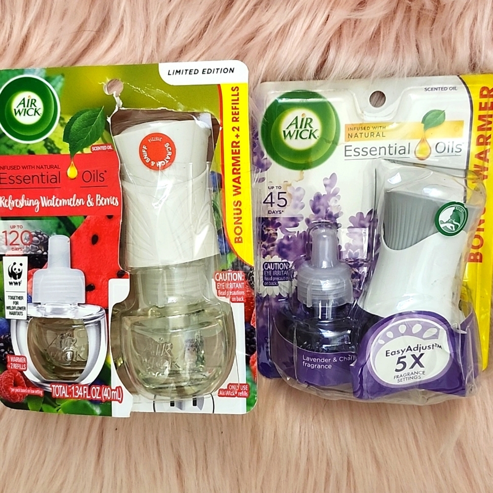 Brand New 2CT BUNDLE AIRWICK WARMERS & REFILLS